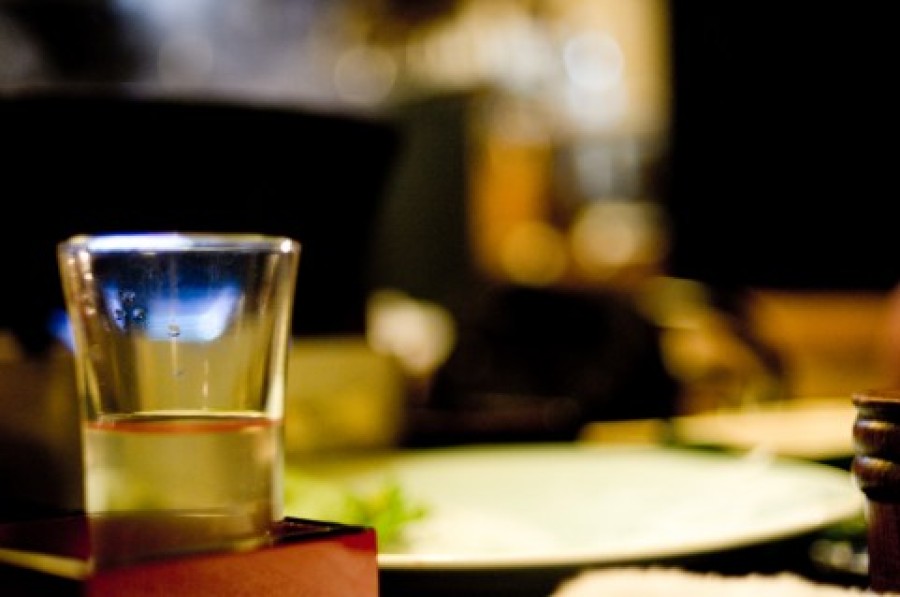 Niigata people drink more than eight bottles of sake a year. Of course, we are number one in the country.