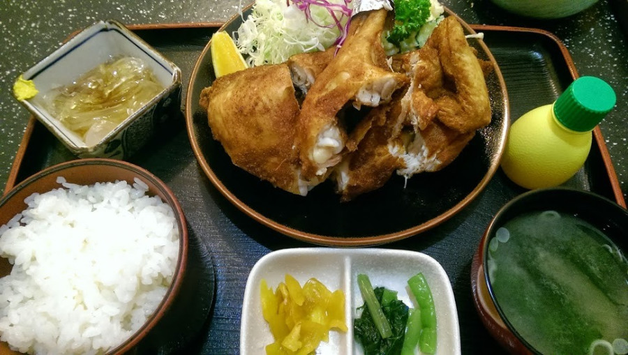 Curry-flavoured fried chicken half-wings in Nishi Ward, Niigata City! I went to the fried chicken specialty restaurant Toriei.