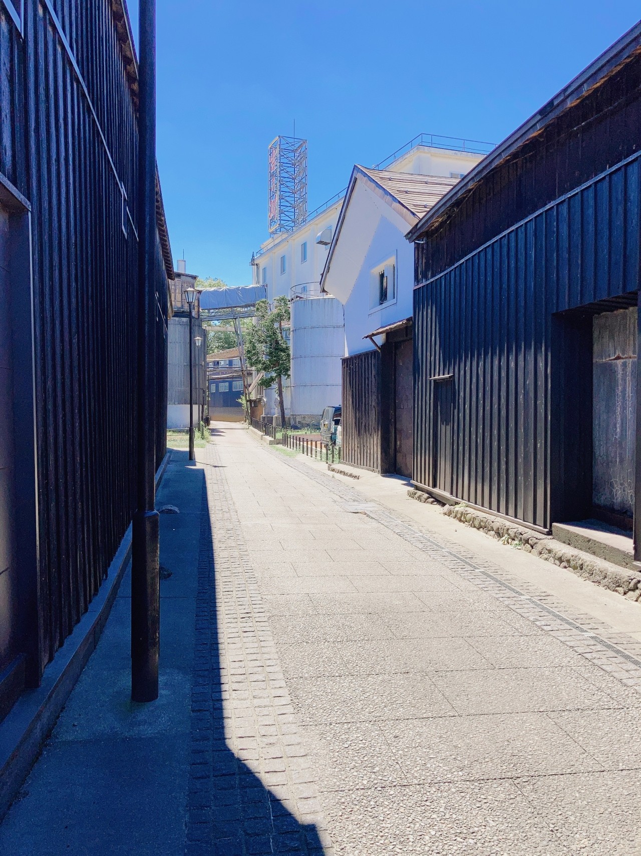 Former Mikuni Highway in Setagaya, Nagaoka, Niigata Prefecture.