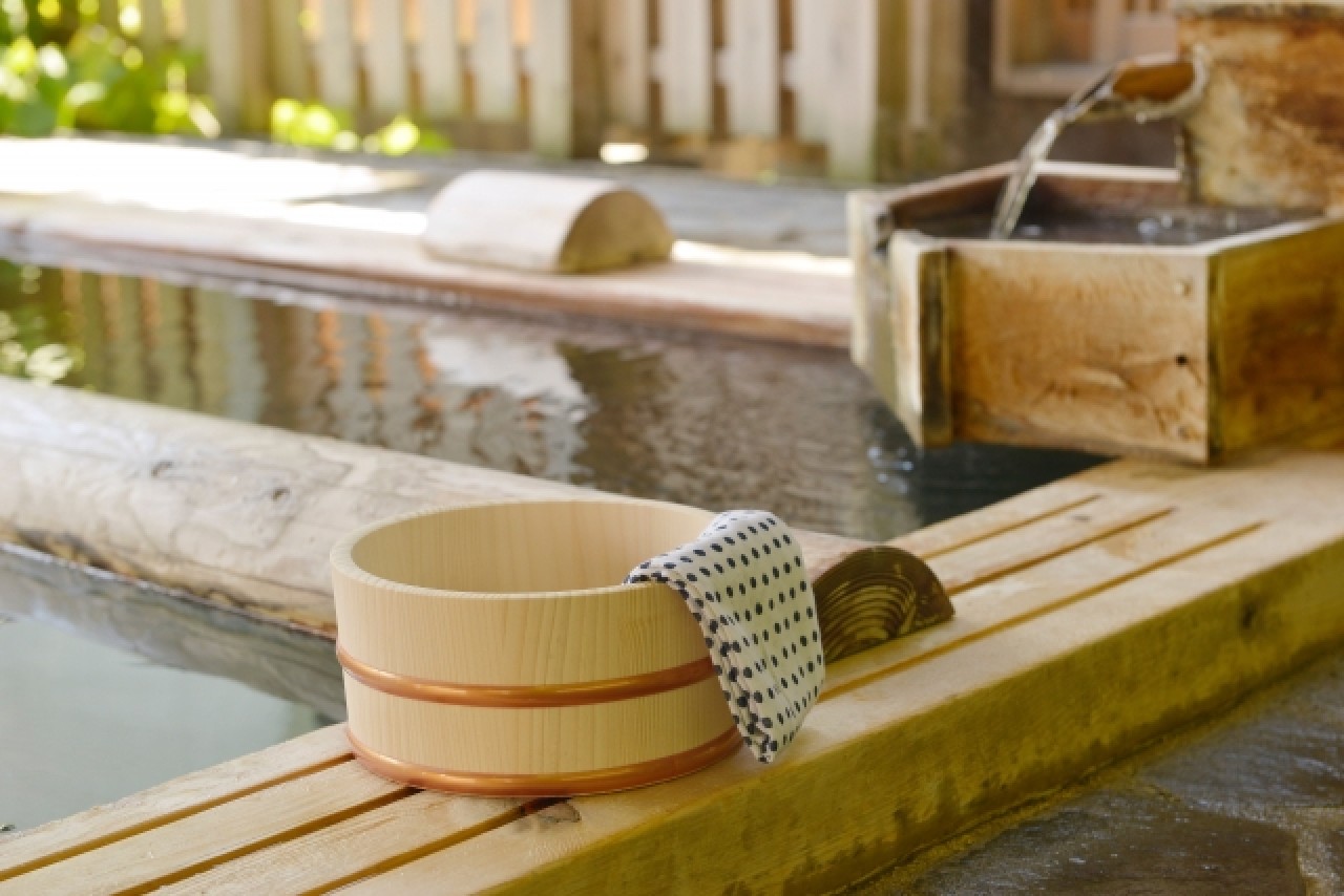 Yomogihira Onsen, a popular hot spring district considered to be the backwater of Nagaoka City, Niigata Prefecture.